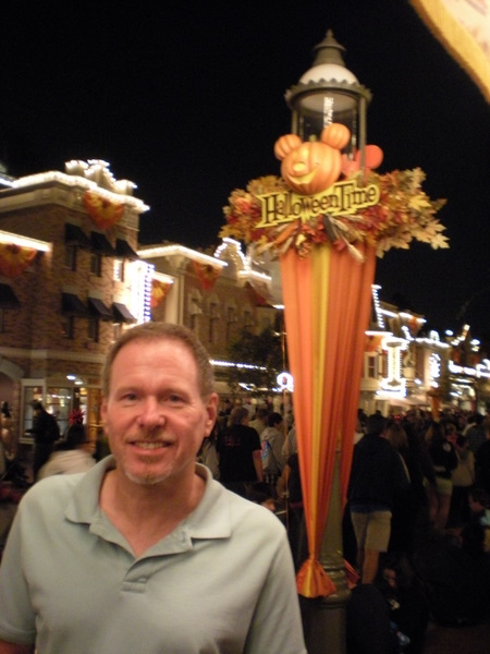 After dinner we headed back to the park. Main street was lit up and decorated for Halloween.